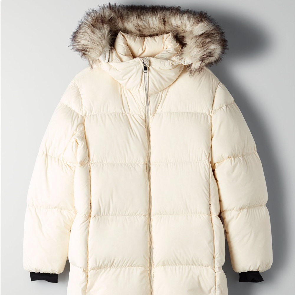 aritzia babaton park city mid down puffer